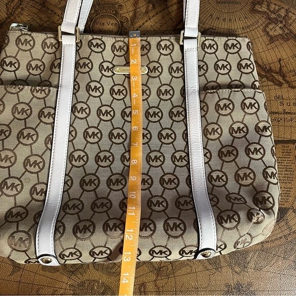 Michael Kors Tan Jacquard Jet Set Large Zip Tote White Leather Strap Side Pocket - Picture 7 of 14